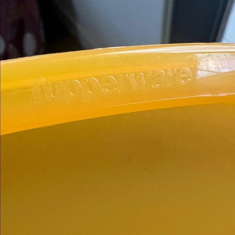 Tupperware Yellow Impressions Oval Serving Tray. Looks to be new 17.5”